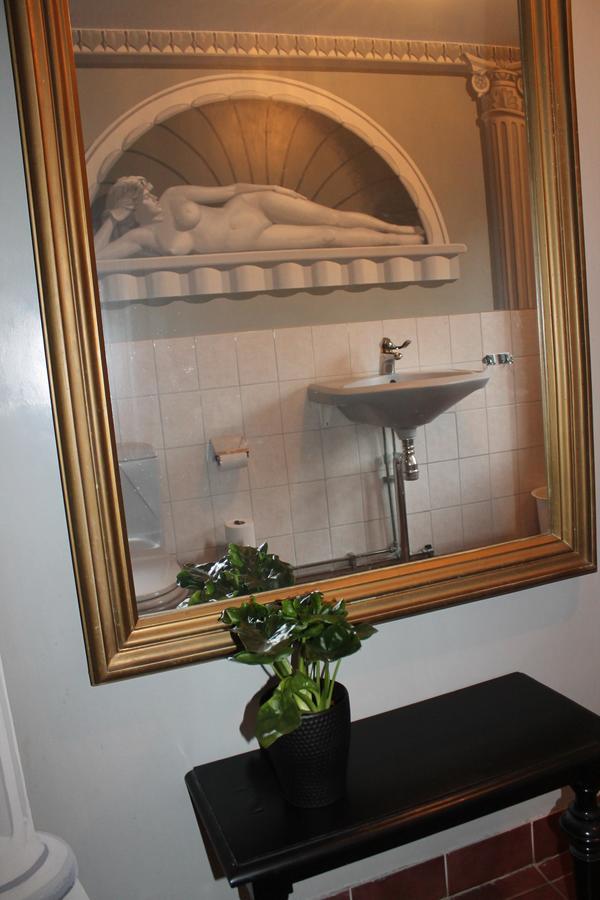 Hotell Mikaelsgarden Воргорда Экстерьер фото
